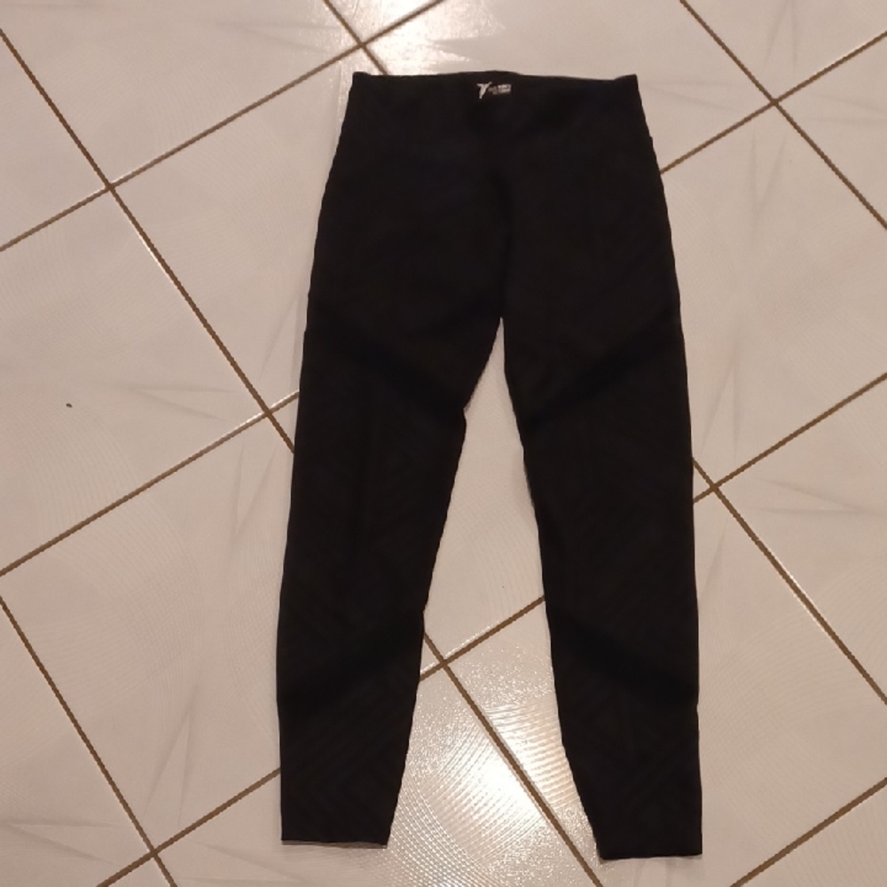 4/$80 Black Zigzag Yoga-Style Leggings - Size Small